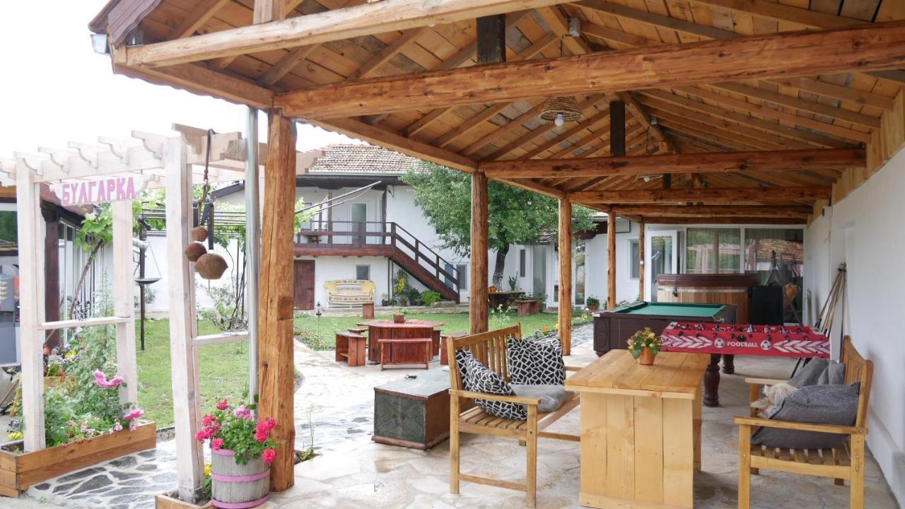 Guest House Bulgarka Dibich Ngoại thất bức ảnh